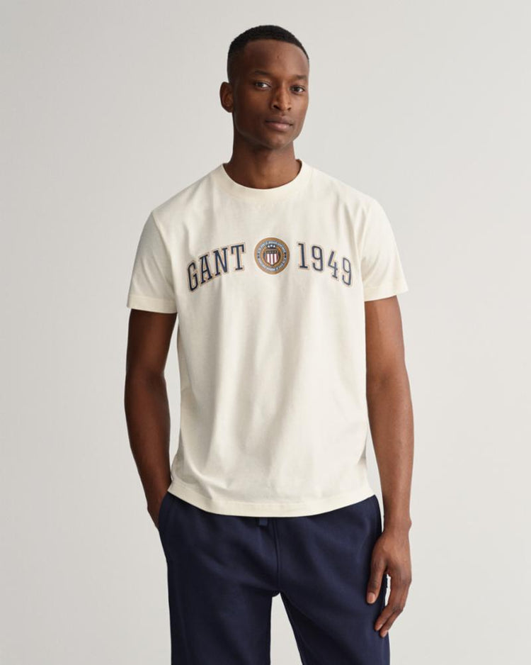 Gant Apparel Mens D.1 GANT CREST SHIELD TSHIRT 130/CREAM