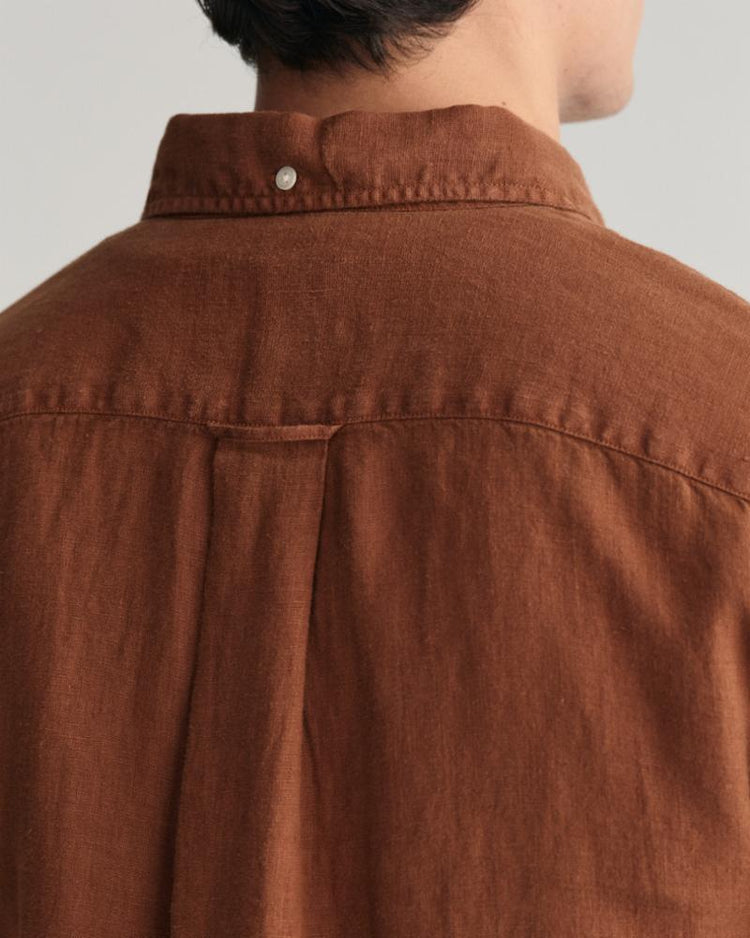 Gant Apparel Mens REG GMNT DYED LINEN SHIRT 278/COGNAC BROWN