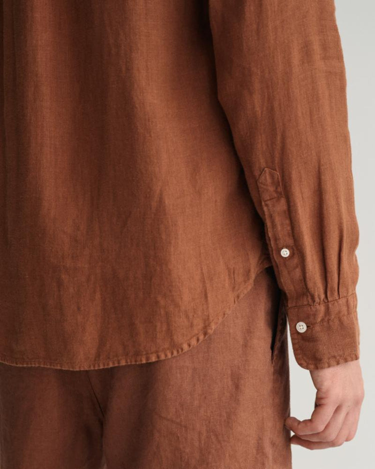 Gant Apparel Mens REG GMNT DYED LINEN SHIRT 278/COGNAC BROWN