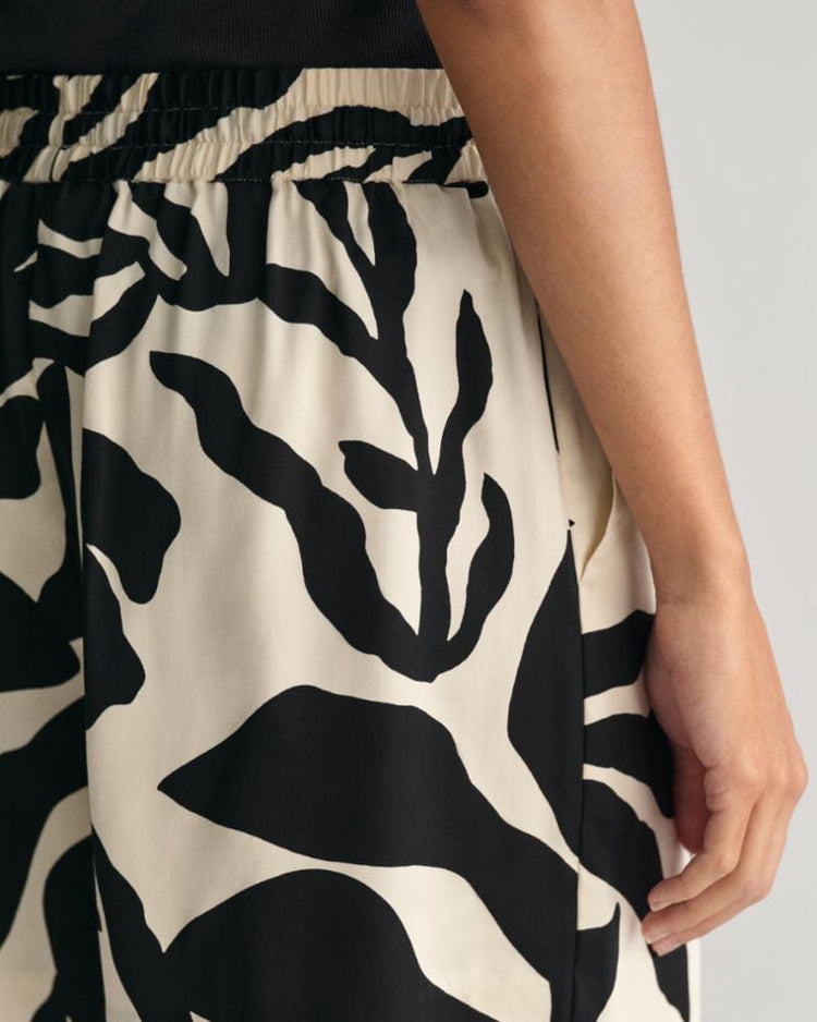 Gant Apparel Womens REL PALM PRINT PULL ON SHORTS 233/SOFT OAT