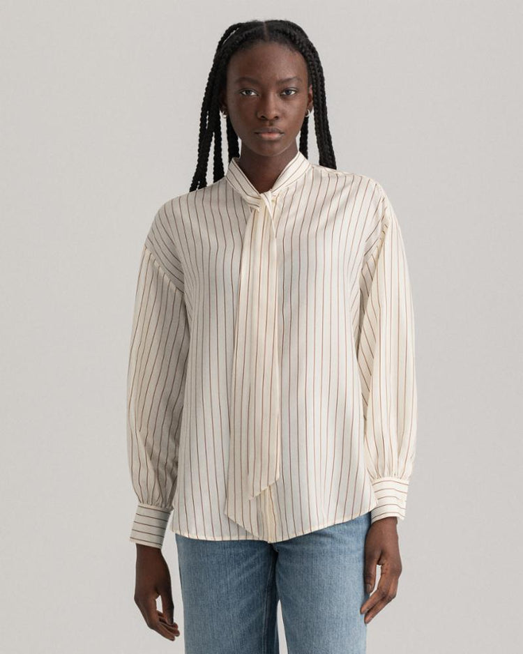 Gant Apparel Womens SILK PINSTRIPE BOW SHIRT 116/BUTTERCREAM