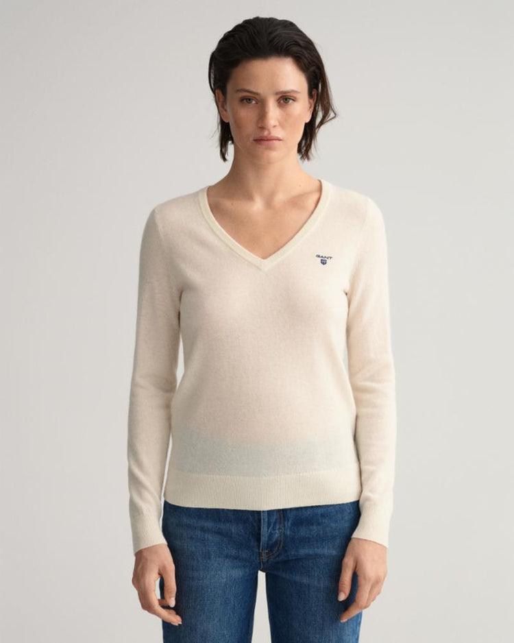 Gant Apparel Womens MD. EXTRAFINE LAMBSWOOL V-NECK 130/CREAM