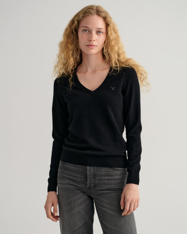Gant Apparel Womens MD. EXTRAFINE LAMBSWOOL V-NECK 5/BLACK
