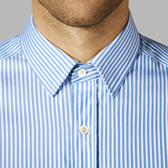 Hidden Button-Down Spread Collar